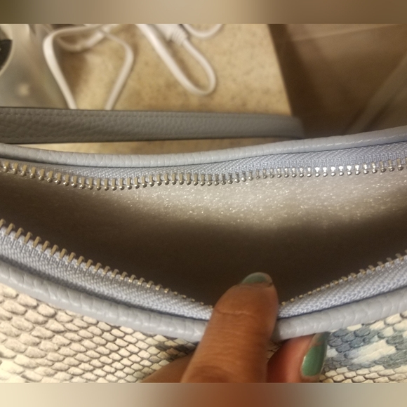 Snake Embossed Crossbody Kate Spade - Picture 7 of 9